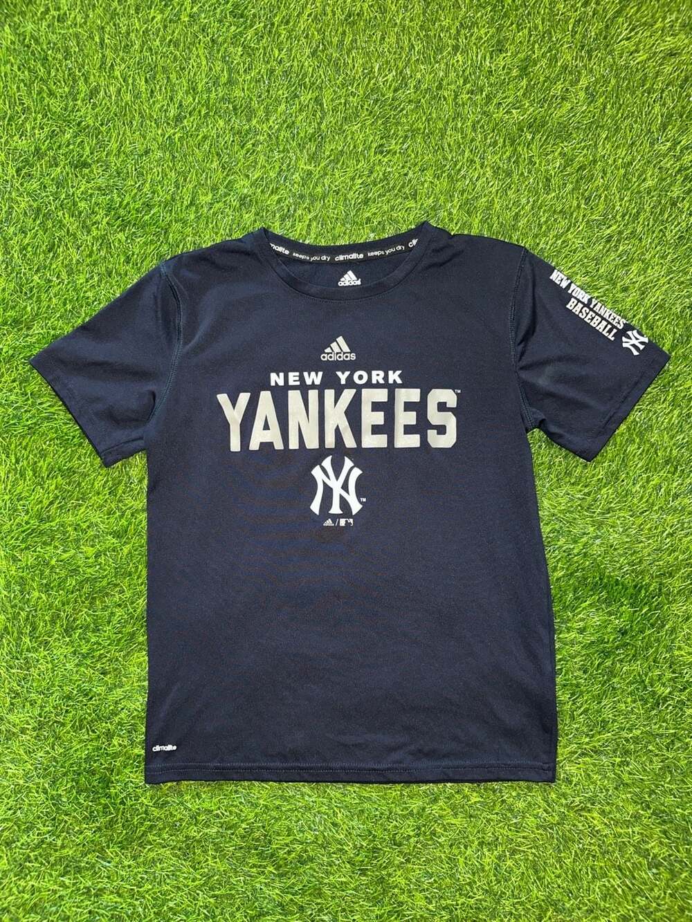 Adidas New York Yankees Climalite Youth Performance T-Shirt Navy Blue Size M 10/